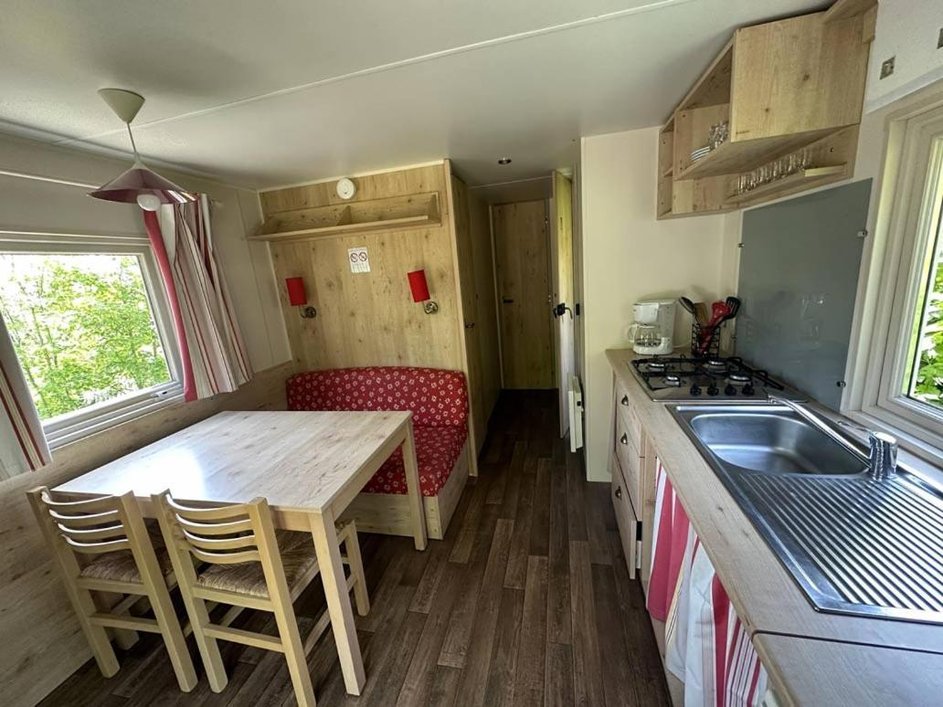 Camping La Sabliere Saint-Jans-Cappel Kültér fotó